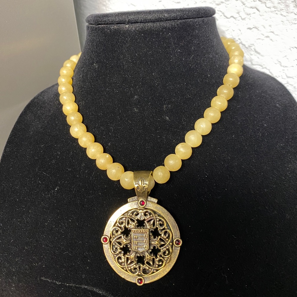 French Kande Avignon Medallion Necklace w Gemstone Beads